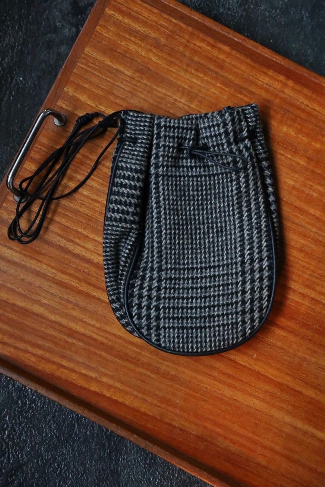 エンダースキーマ 25SA バッグtweed senzu bag(xu-b-snz)black☆8月9日(土)発売！