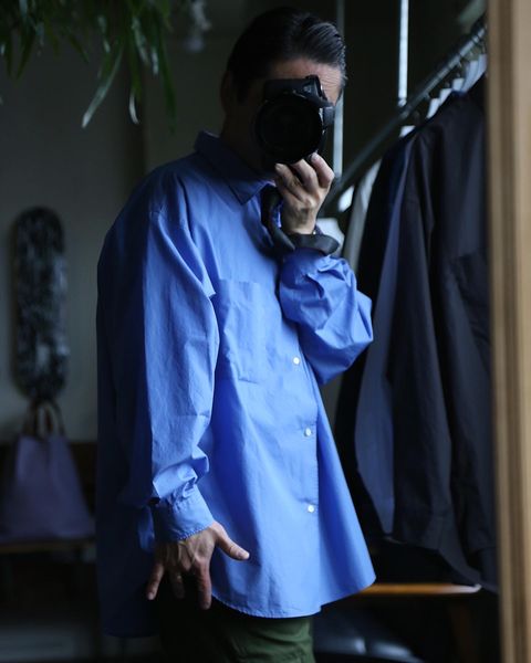 Graphpaper Broad L/S Oversized Regular Collar Shirt"BLUE"style.