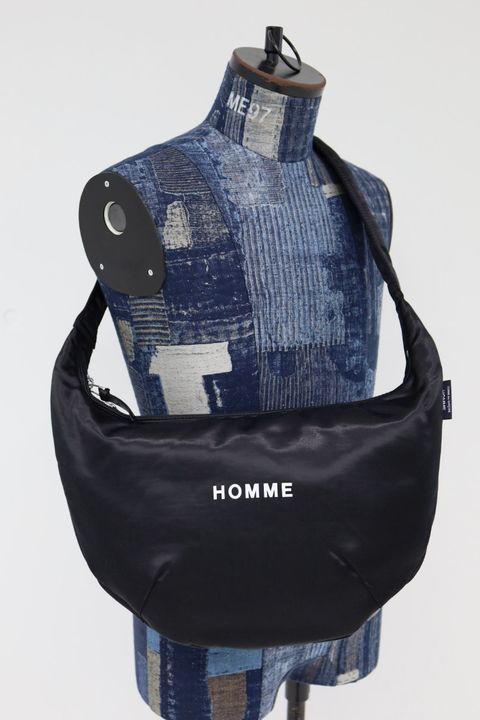 コムデギャルソンオム HOMMEロゴ限定綿ナイロンショルダーバッグ(HP-K206-051)BLACK☆12月13日(土)新作発売！