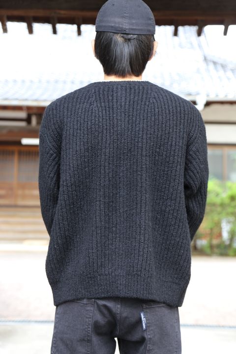 YOKE 20aw 3G BACK ZIP RIB CREW NECK"BLACK"Style.2020.9.13.