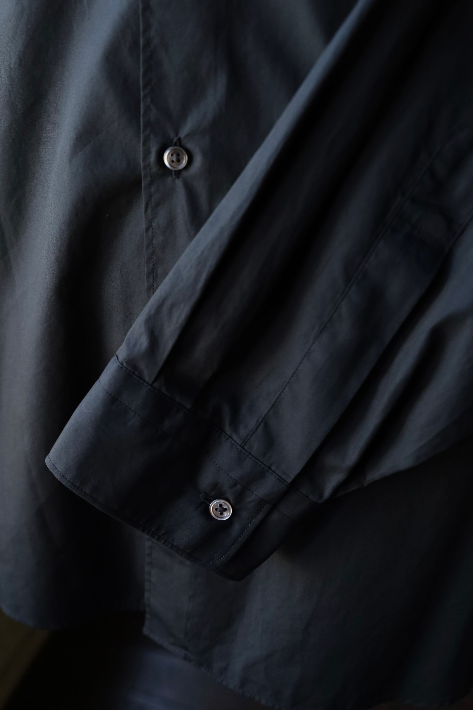 グラフペーパーシャツ Broad L/S Oversized Regular Collar Shirt(GM253-50001B)BLACK