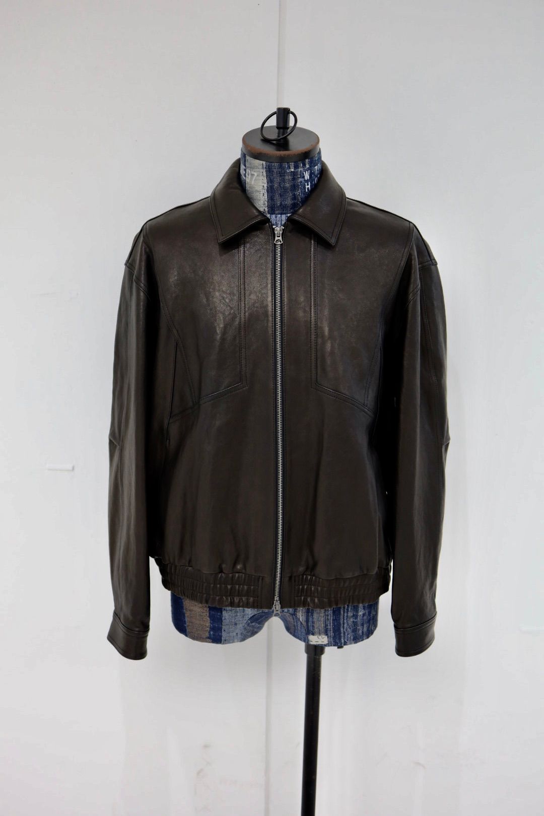 ANOTHER OFFICEアナザーオフィス Lambskin Utility Blouson(AOEWLJ001)BLACK