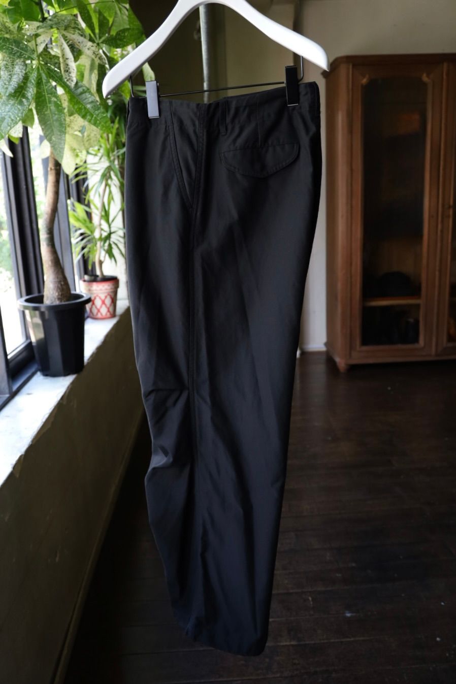 グラフペーパー 25AW Cotton Cupro Back Satin Military Pants(GM253-40345)BLACK☆9月6日(土)発売！