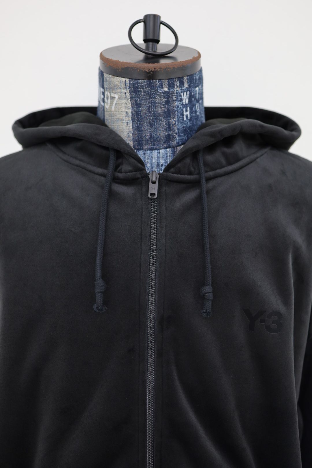 ワイスリー Y-3 ジップフーディ VELVET ZIP HOODIE(IA4371)BLACK☆新作発売！