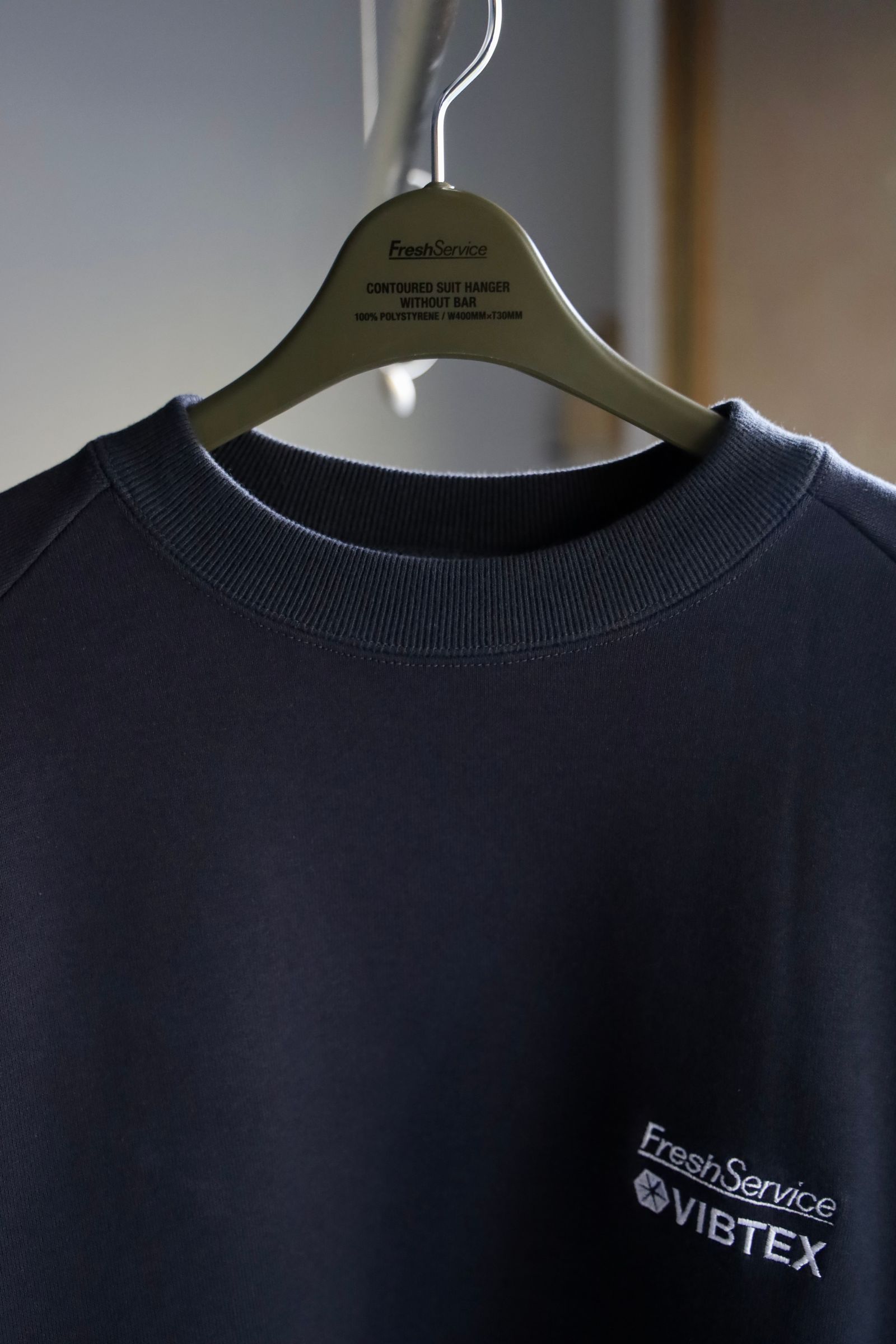 フレッシュサービス VIBTEX for FreshService SWEAT CREW NECK PULLOVER (GRAY)