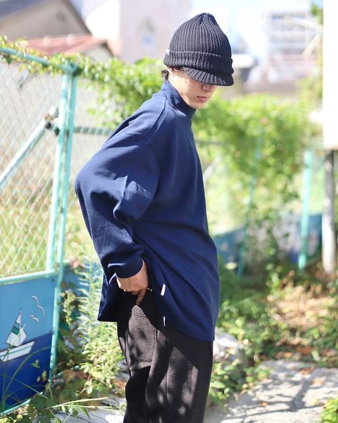 STRIPES FOR CREATIVE FW23 SUPER BIG TURTLE LS TEEスタイル