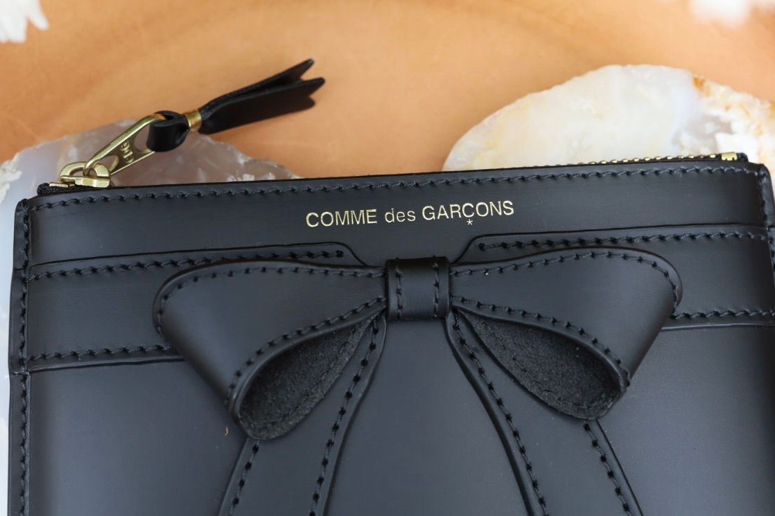 コムデギャルソン 財布Big Bow Zip Pouch(8Z-O810-051)Black