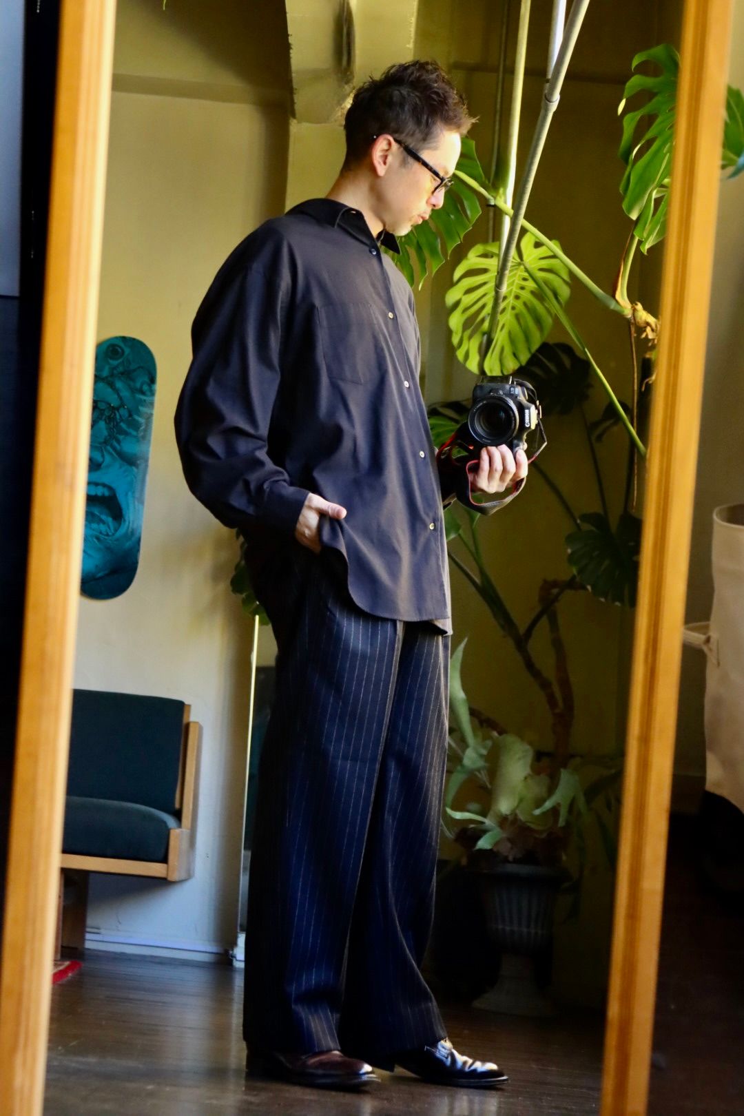 Graphpaper Cotton Cashmere L/S Oversized Regular Collar Shirt"NAVY"スタイル