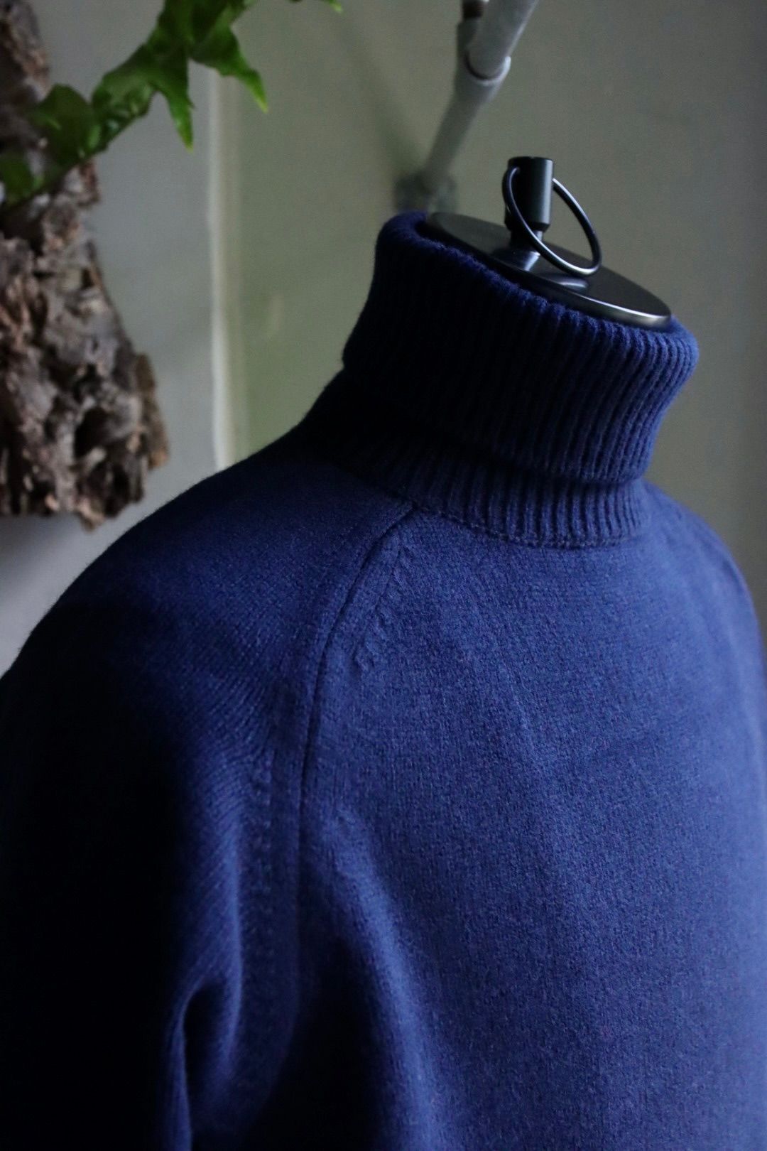 A.PRESSE - アプレッセ23AWニット Turtleneck Sweater(23AAP-03-01H)NAVY☆9月30日(土)発売！ |  mark