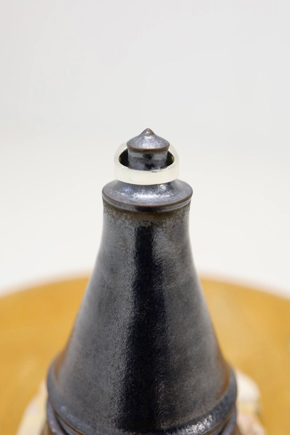 XOLO JEWELRY リング / Signet Ring with Gray & Gold Flower (XOR125)☆新作発売！