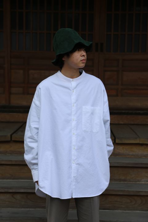 Graphpaper Oxford Oversized Band Collar Shirt(GM211-50137B) style. 2021.04.18.