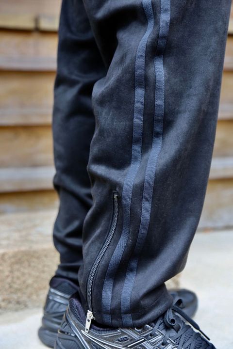 doublet CHAOS EMBROIDERY SUEDE TRACK PANTS"BLACK"style.2020.8.8.