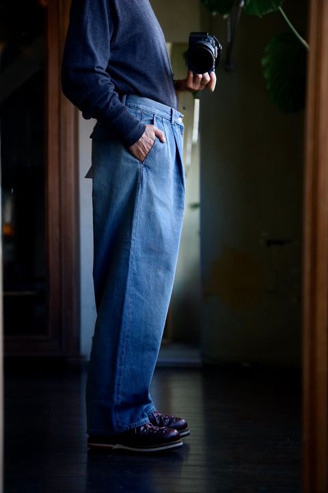 Graphpaper Selvage Denim Two Tuck Pants"LIGHT FADE"スタイル