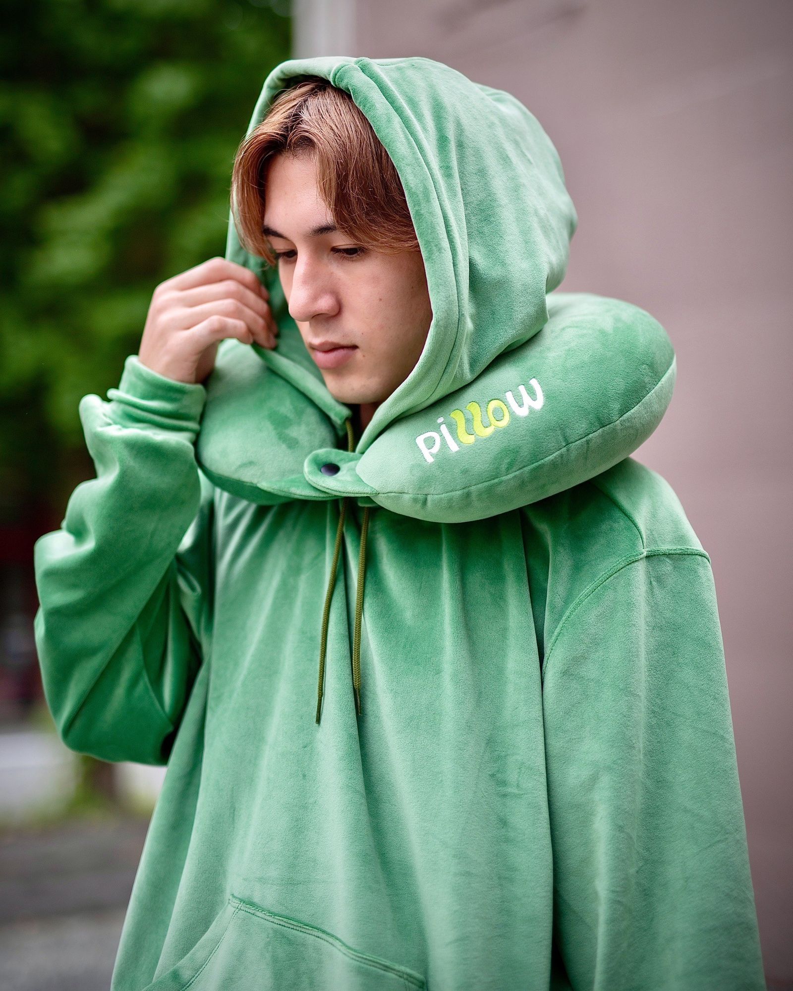 【関税込み】doublet ネイビー Neck Pillow フーディ doubletのネイビー Neck Pillow フーディがセール中