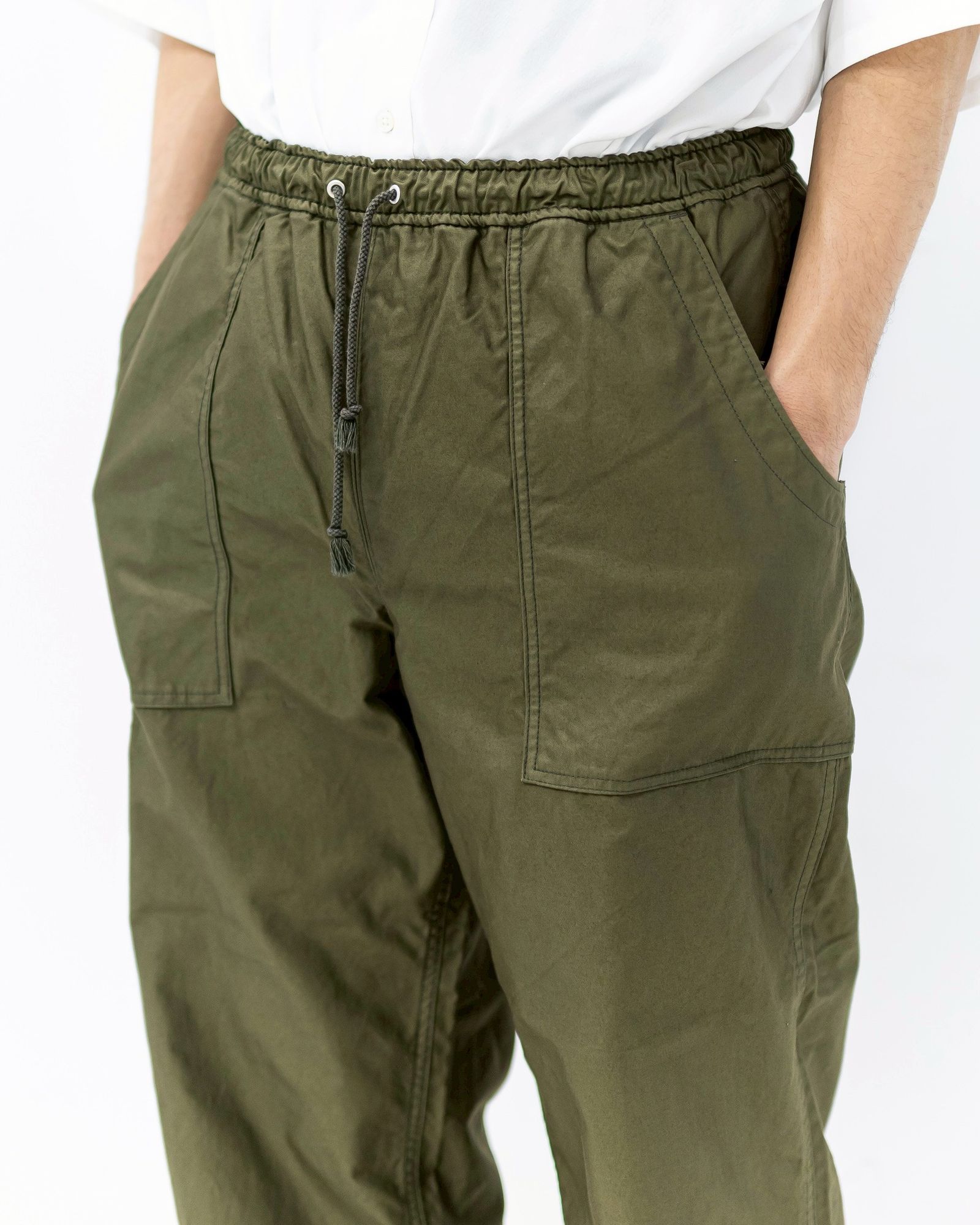 コムデギャルソンオム26SS 綿バックサテンベイカーパンツ(HQ-P014-051-2)KHAKI☆3月6日(金)発売！