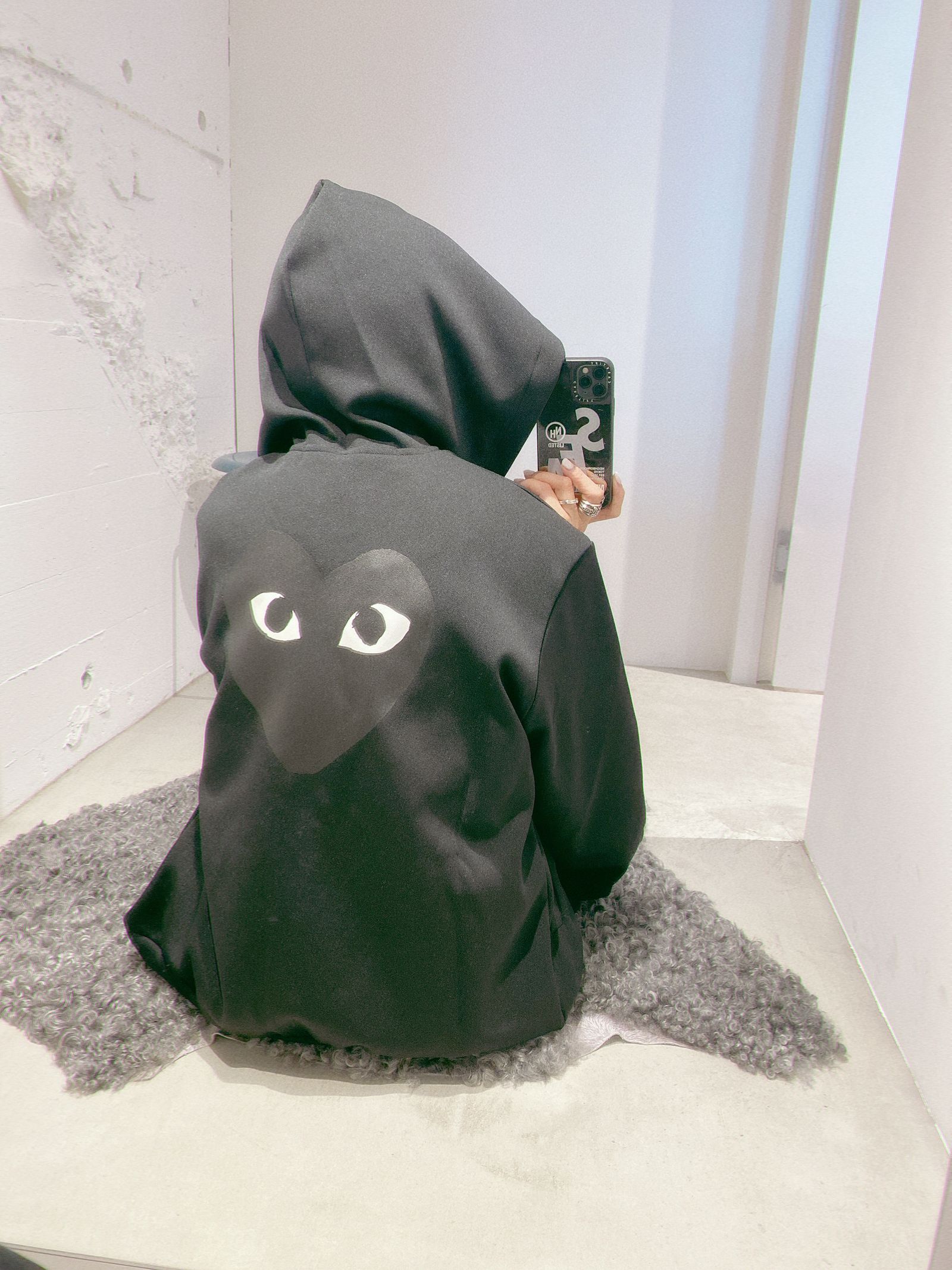 PLAY COMME des GARCONS 新作バックプリントパーカー style.2024.7.2