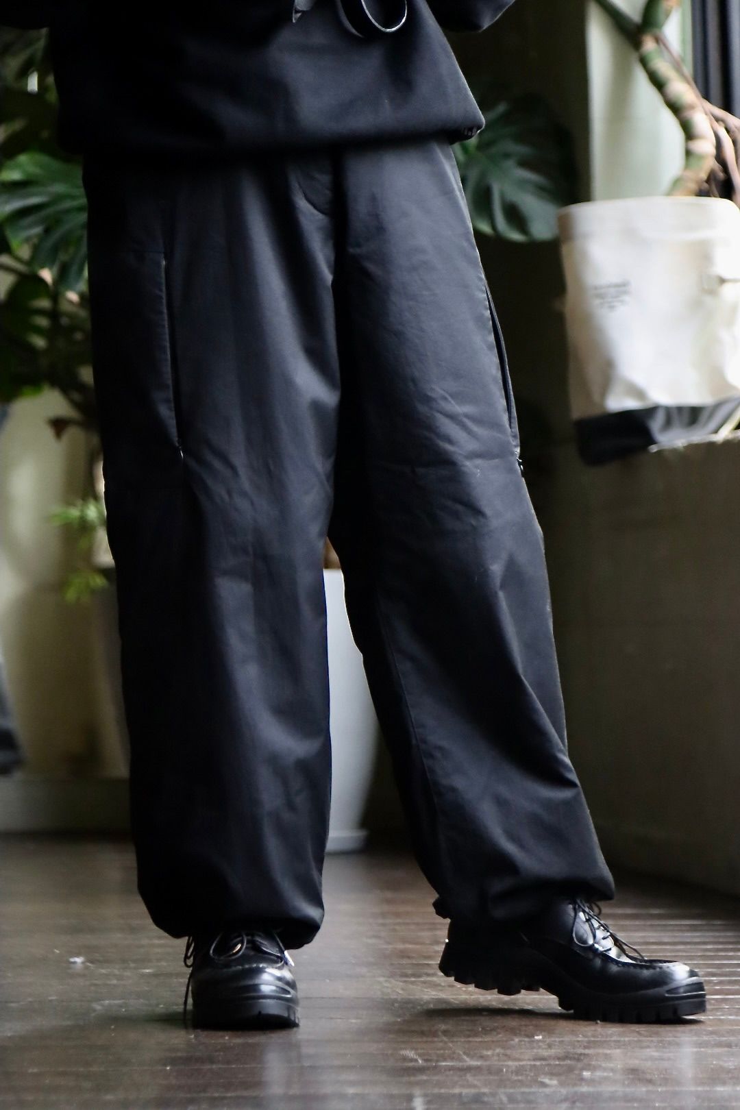フレッシュサービス22AW SEAM POCKET INSULATION PANTSスタイル.2022.9.18.