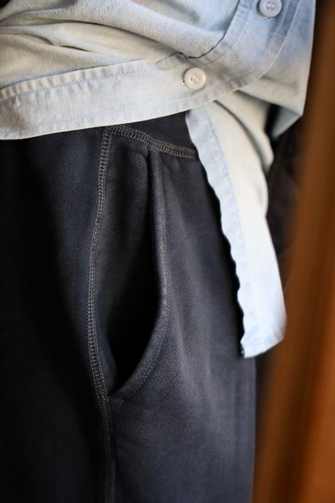 A.PRESSE Vintage Sweat Pantsスタイル