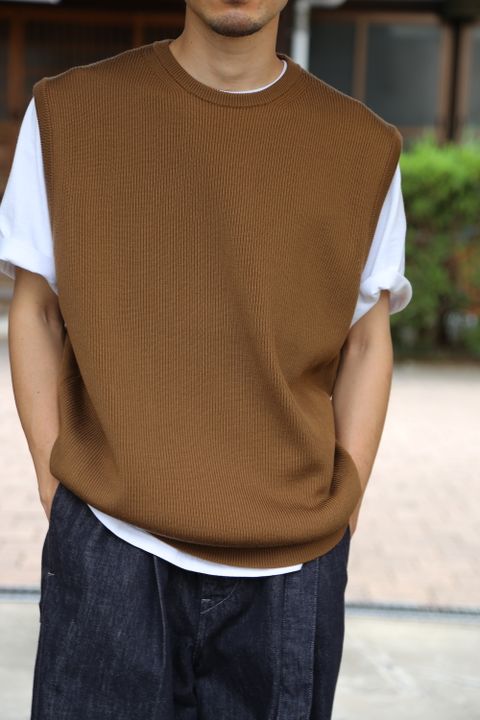 Graphpaper High Density Knit Vest"CAMEL"Style.2020.9.13.