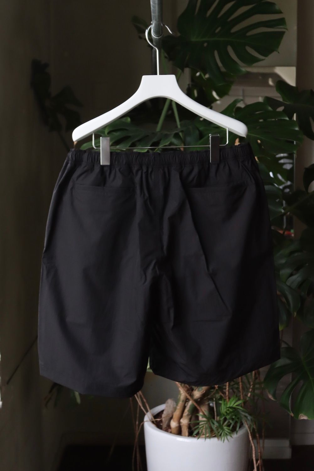 イズネス22SS AMPHIBIOUS SHORTS(31SSSH02)BLACK