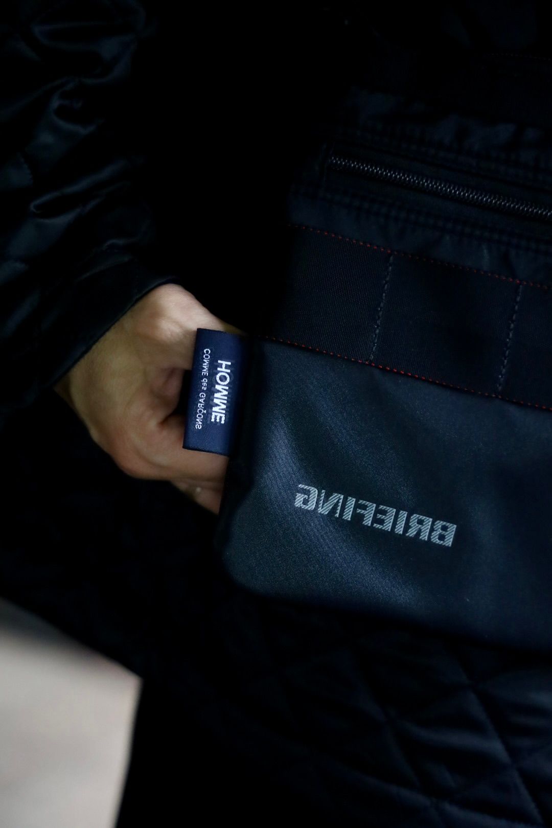 コムデギャルソンオム バッグ BRIEFING W-NAME REVERSIBLE SACOCHE(HR-K209-051)BLACK×BLACK