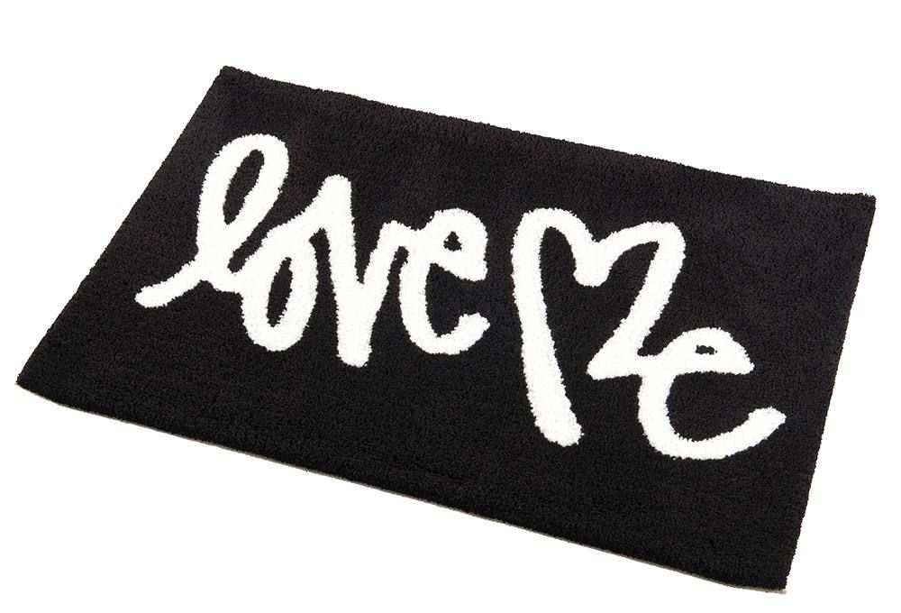 Sync. RUG MAT " LOVE ME "