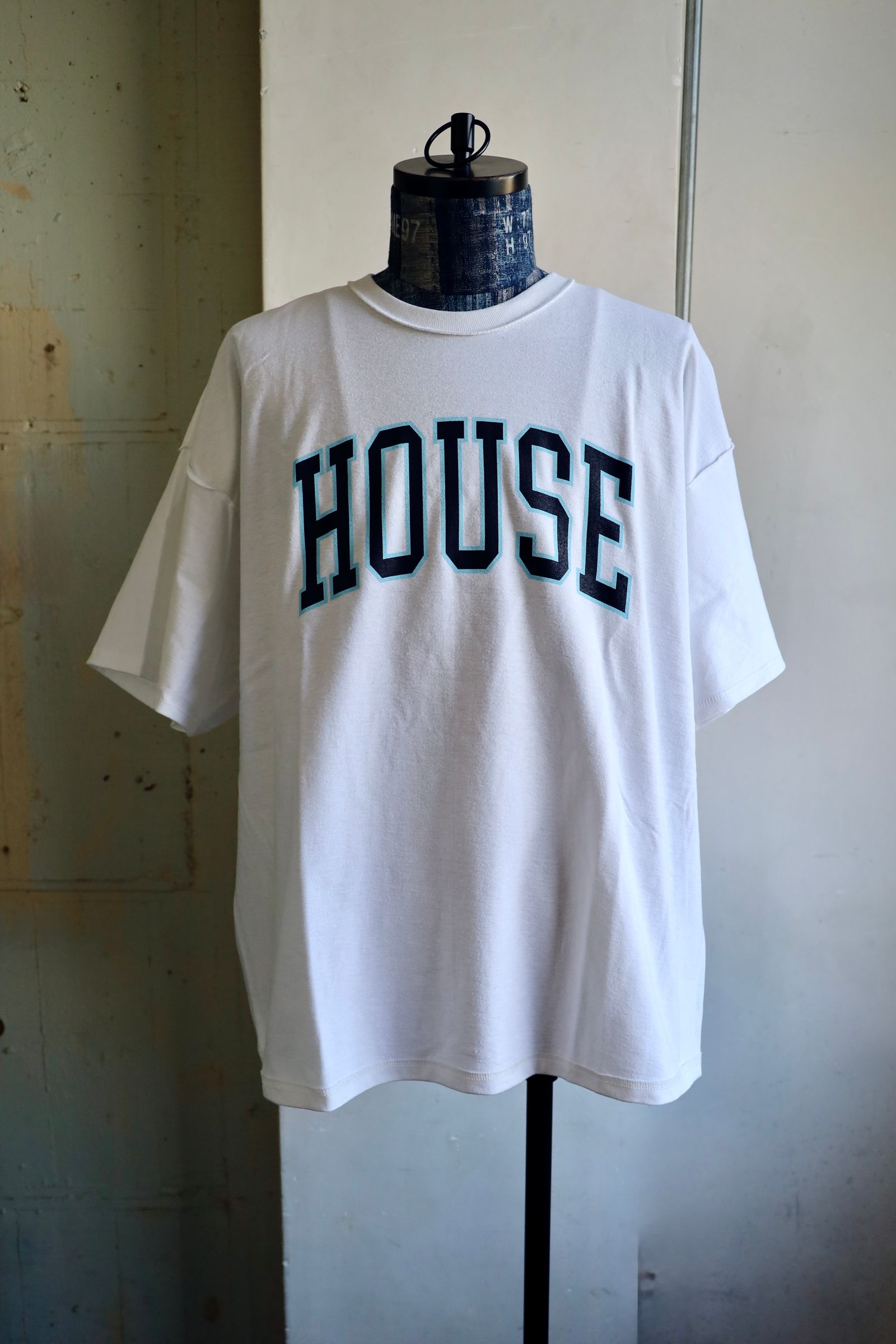 is-ness - イズネスミュージック 25SS HOUSE T-SHIRT