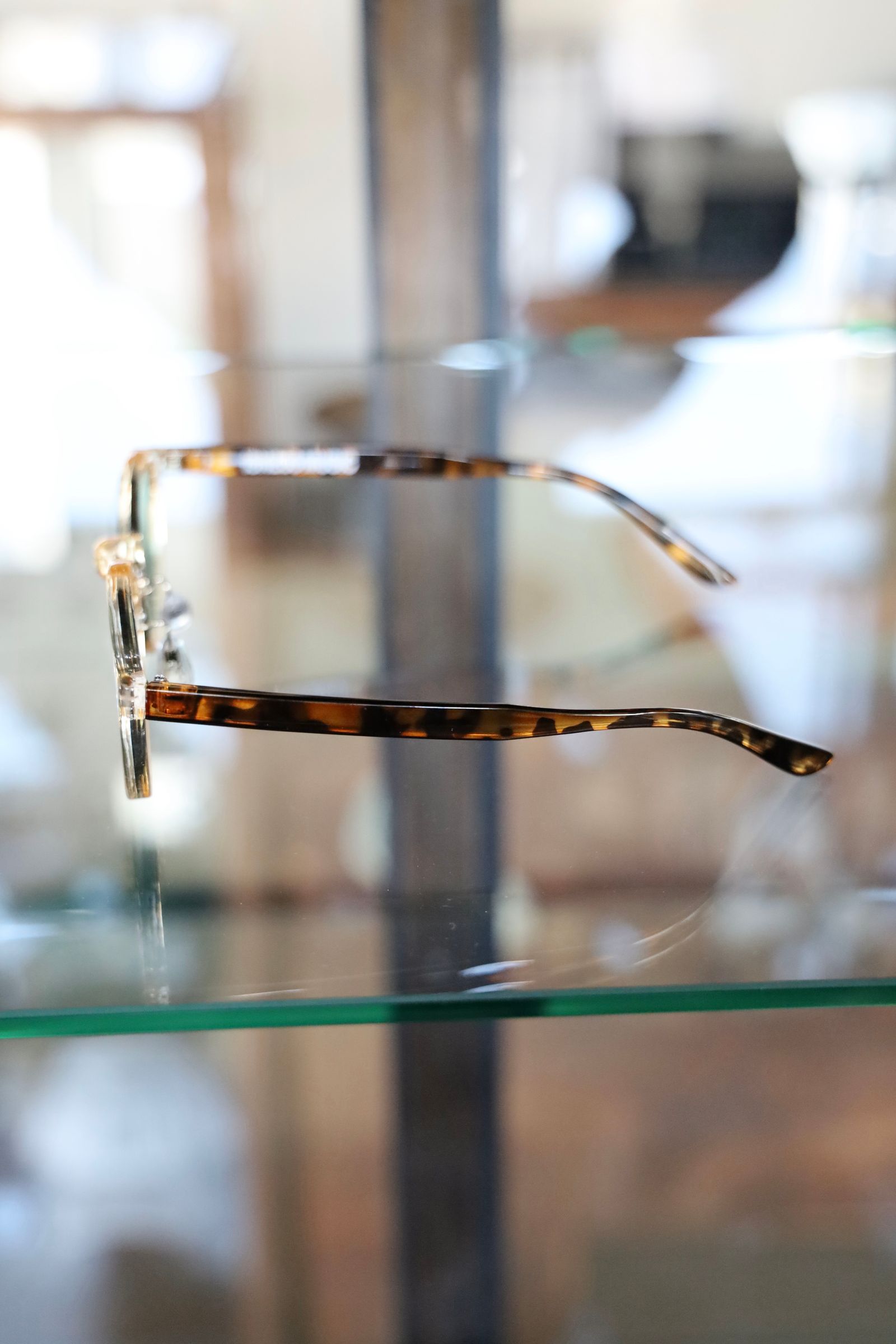 イズネスミュージックサングラス is-ness LARRY SUNGLASSES(BOSTON TYPE)CLEAR-GREEN
