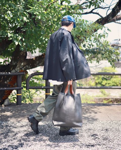 is-ness イズネス 23AW WIDE CHINO PANTSスタイル