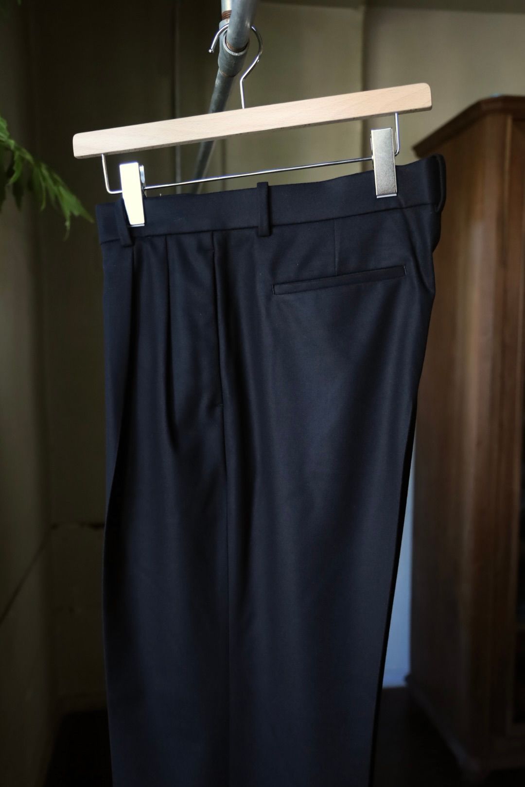 マーカウェア 26AW DOUBLE PLEATED TROUSERS(A26C18PT01C)BLACK☆新作発売！
