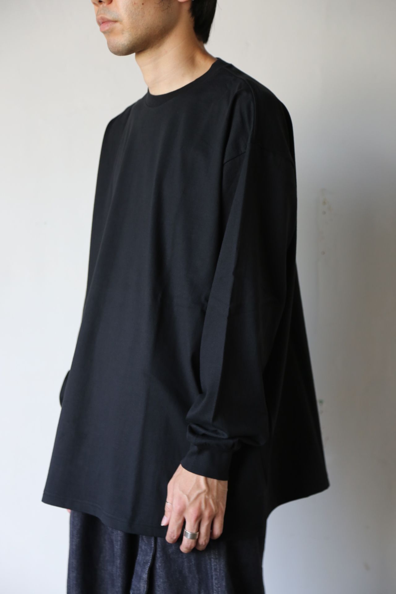 Graphpaper L/S Oversized Tee BLACK Style.2020.8.28. | 1189