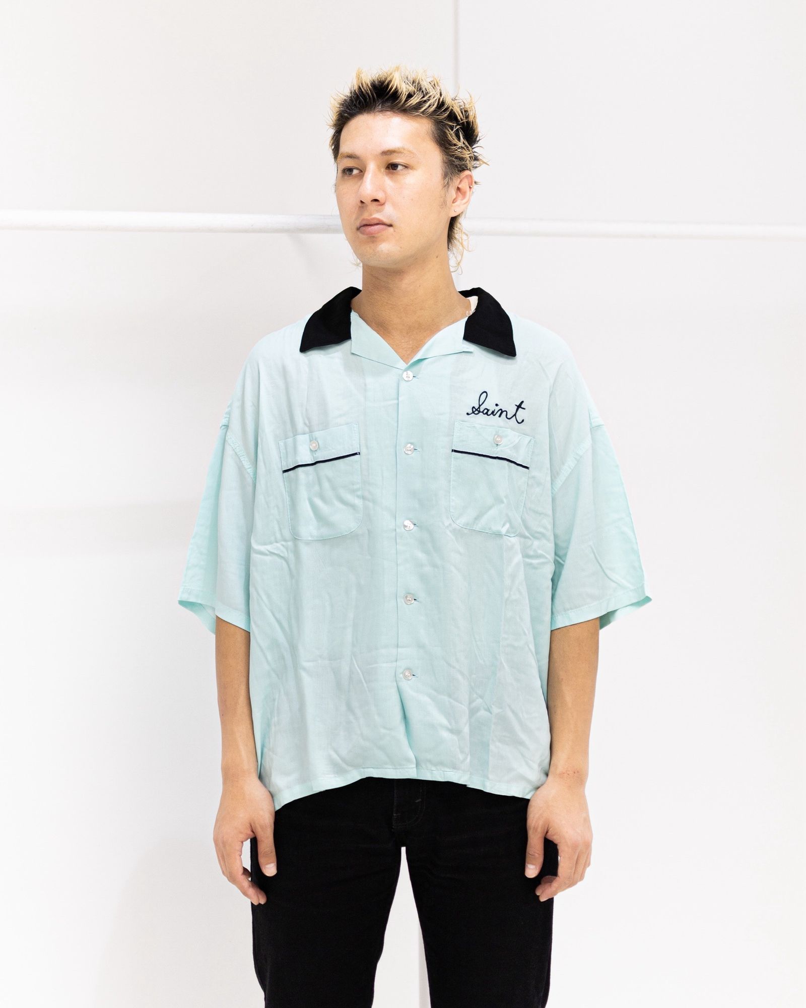 SAINT Mxxxxxx BOWLING SHIRT スタイル！