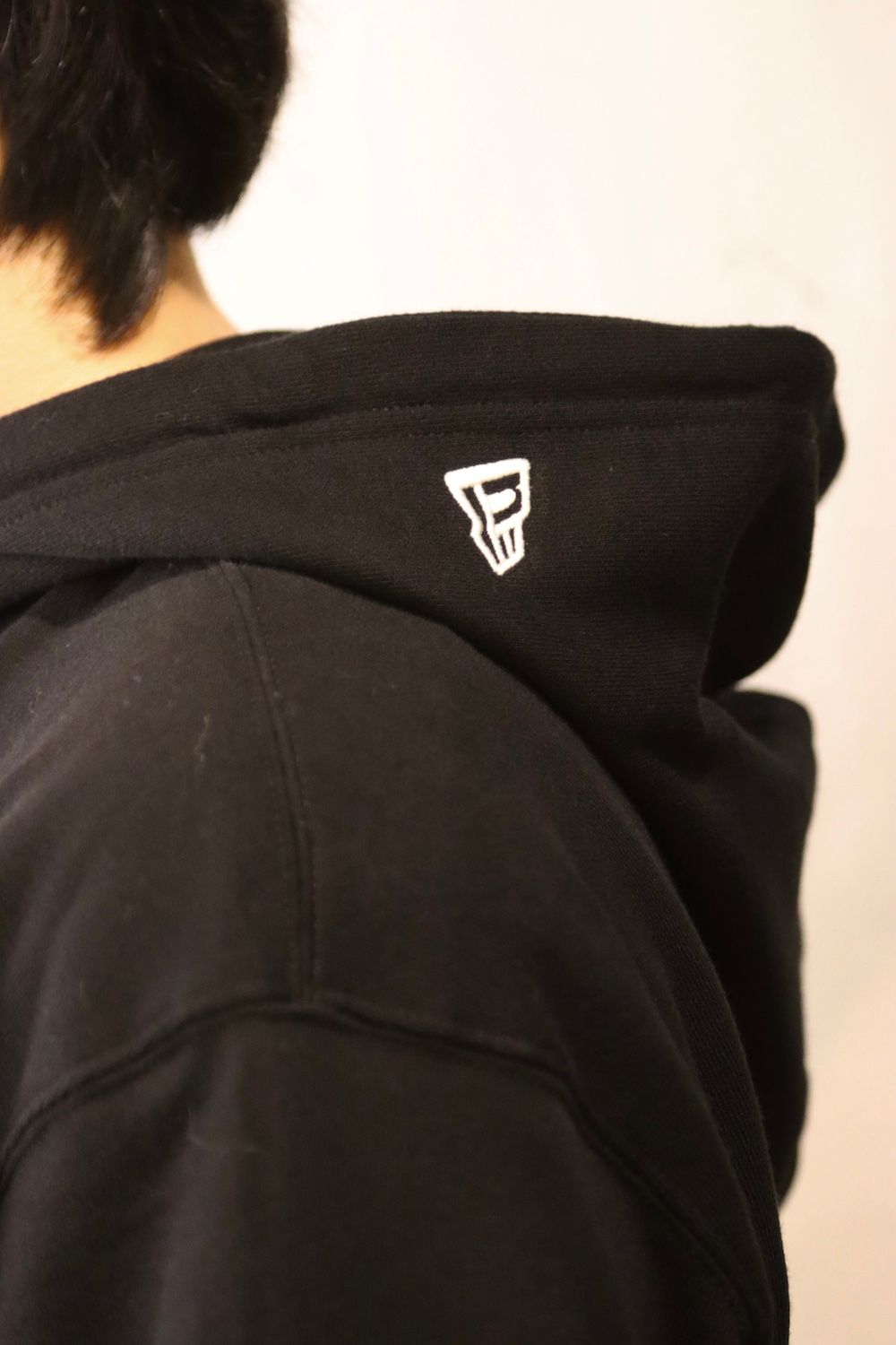 Yohji Yamamoto×New Era 朝倉優佳 山本耀司&愛犬フーディー style.2021.11.14.