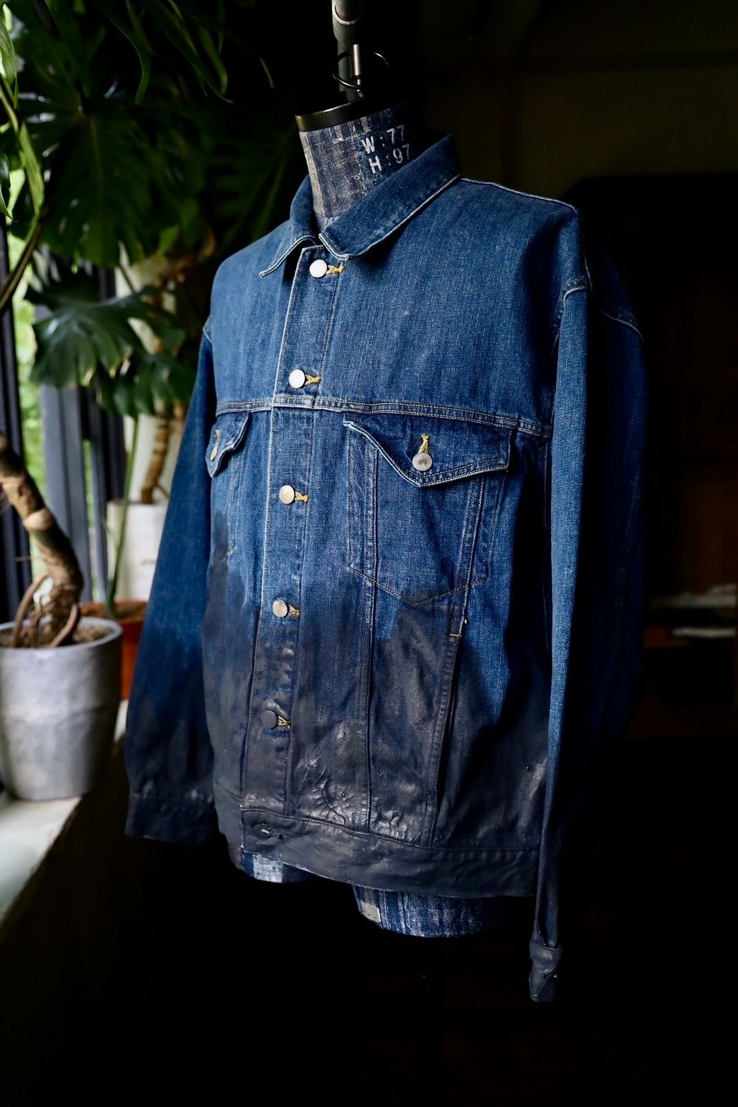 ヨーク24FW HAND PAINTED DENIM TRUCKER JACKET(YK24FW0785B-B)INDIGO