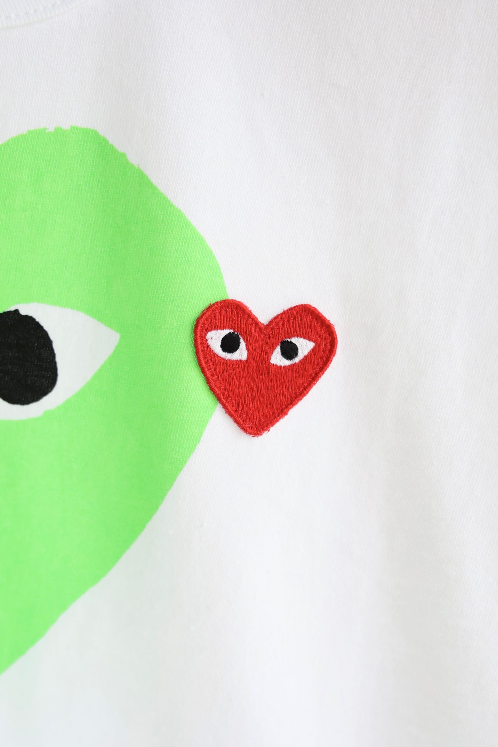 PLAYプレイコムデギャルソン RED EMBLEM Tシャツ(GREEN)