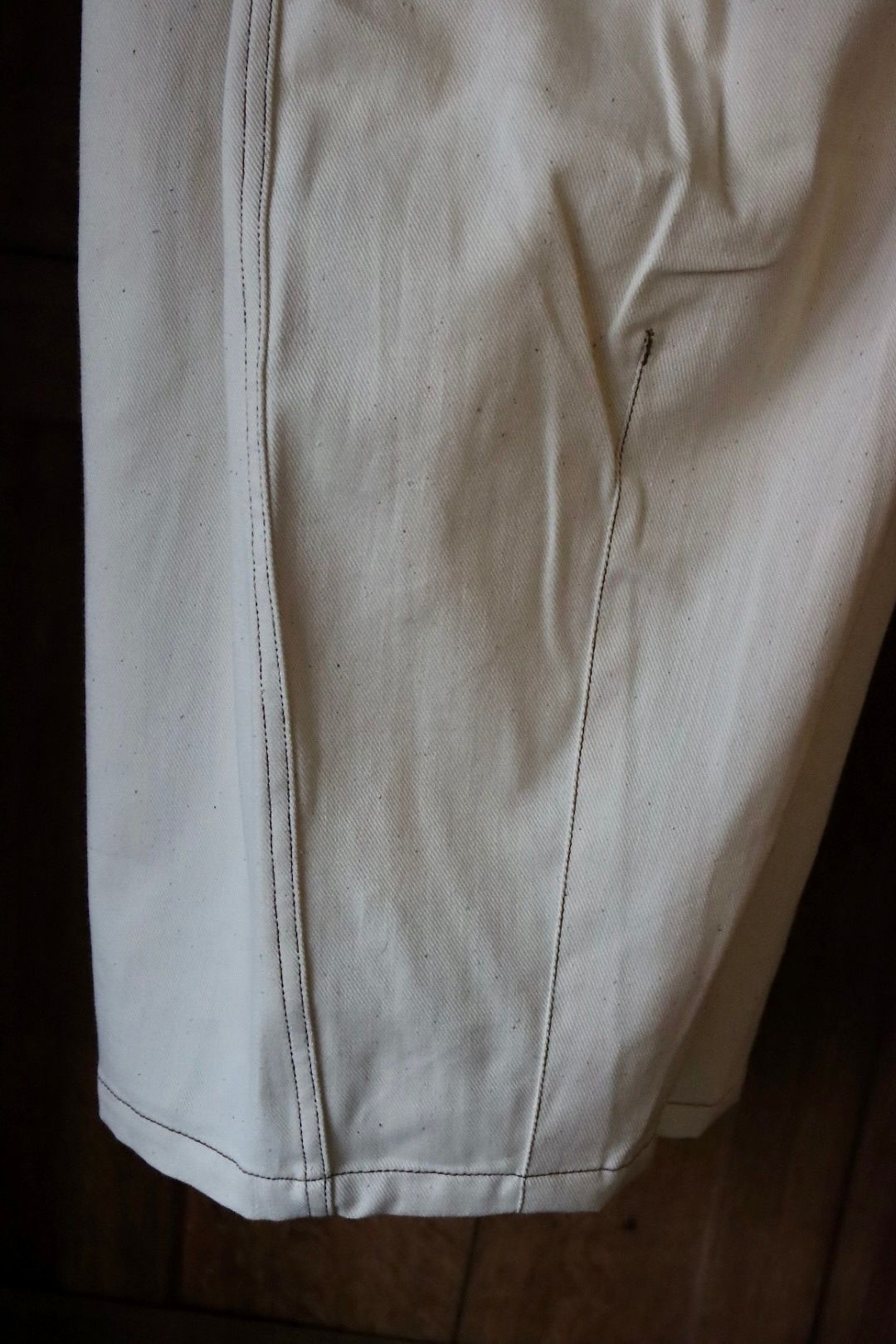 イズネス 24SSバルーンベイカーパンツBALLOON BALER PANTS (1006SSBALOONPT01)ECRU☆1月12日(金)発売！