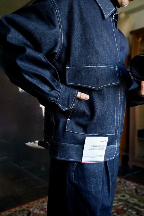 Graphpaper Selvage Denim Zip Jacket"INDIGO_RIGID"スタイル