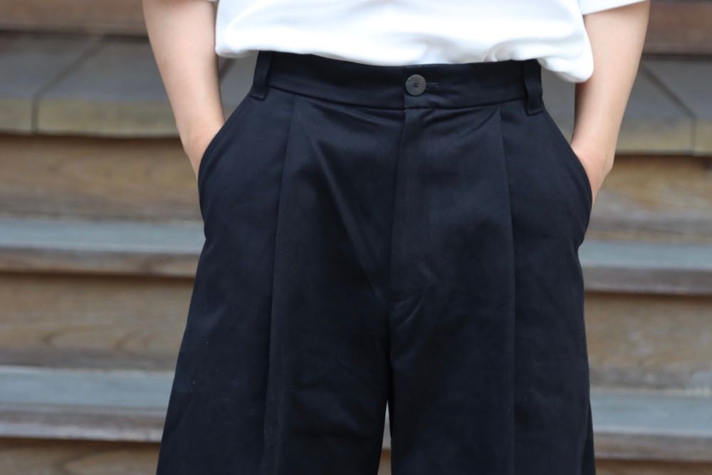 STUDIO NICHOLSON DEEP PLEAT VOLUME PANTS style. 2022.08.10 STUDIO NICHOLSON DEEP PLEAT VOLUME PANTS style. 2022.08.10