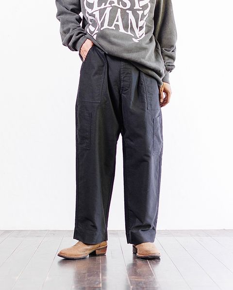 LASTMAN PRINTED CREW NECK "BONE" スタイル