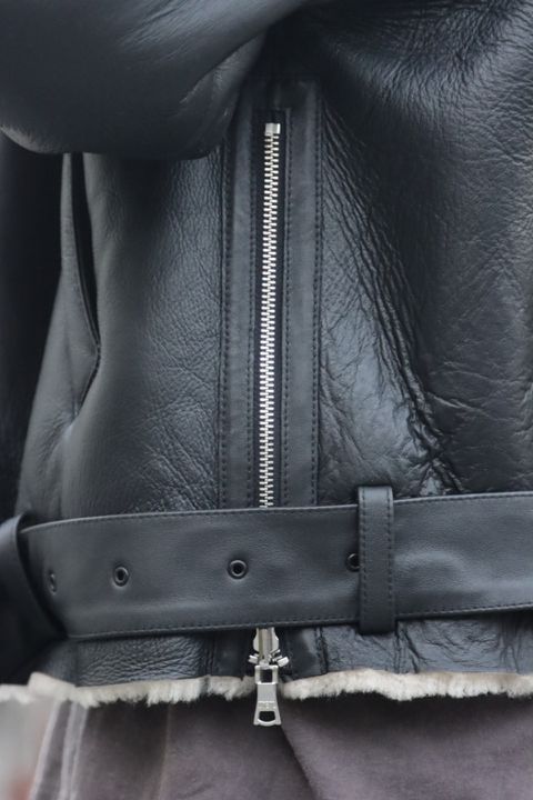 YOKE DETACHABLE COLLAR BOMBER JACKET style.2021.10.17.
