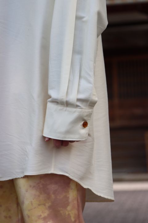 doublet MILK FIBER OVERSIZED SHIRT(22SS18SH103) style.2022.1.15