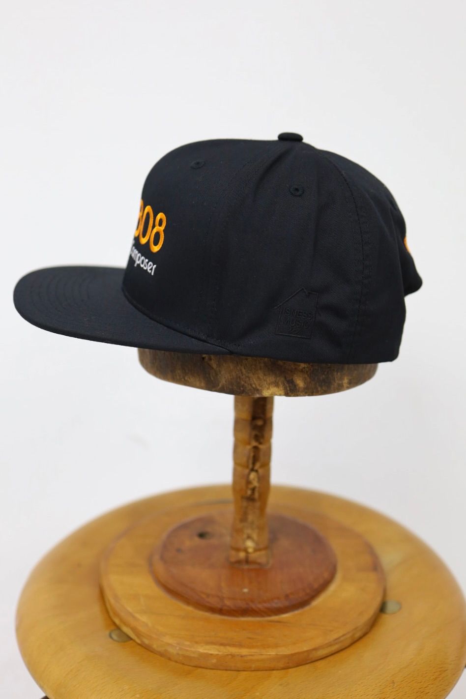 イズネスミュージック 26SS TR-808 CAP(ISNESS MUSIC×ROLAND)(IMP7_05_TR-808CAP01)BLACK-ORANGE☆新作発売！