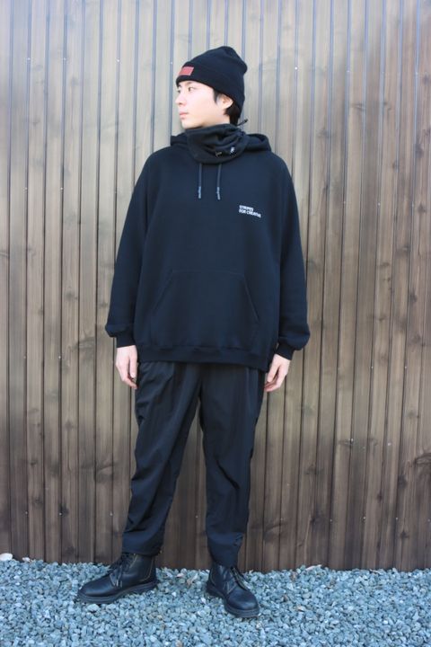 SFC RAGLAN HOODIE"BLACK"style.