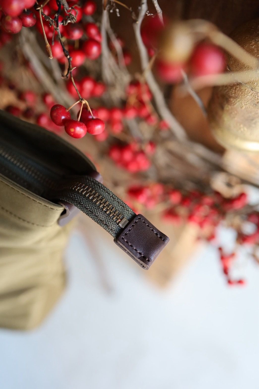 エンダースキーマ バッグ bracket bag(yv-b-brb)khaki☆12月6日(土)発売！