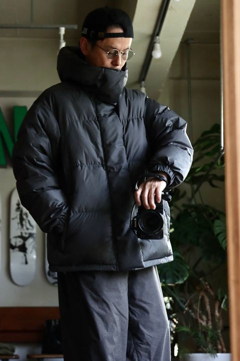 グラフペーパー22AW PERTEX Riversible Hooded Downスタイル.2022.9.23.