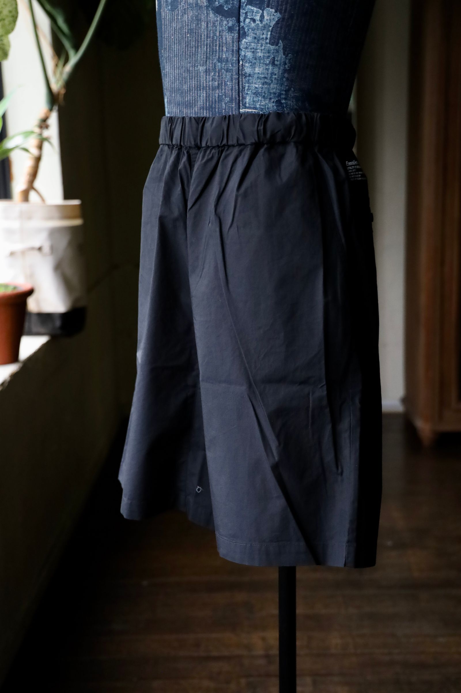 フレッシュサービス UTILITY OVER SHORTS (FSC252-40017B)BLACK☆6月22日(日)発売！