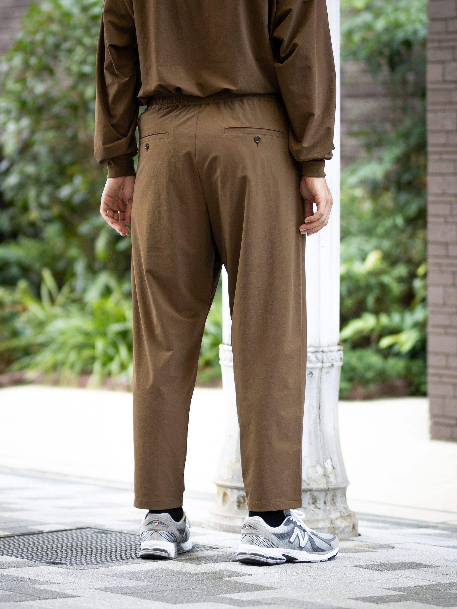 Graphpaper PERTEX® EQUILIBRIUM L/S Crew Neck Pullover (BROWN) MARKスタイル
