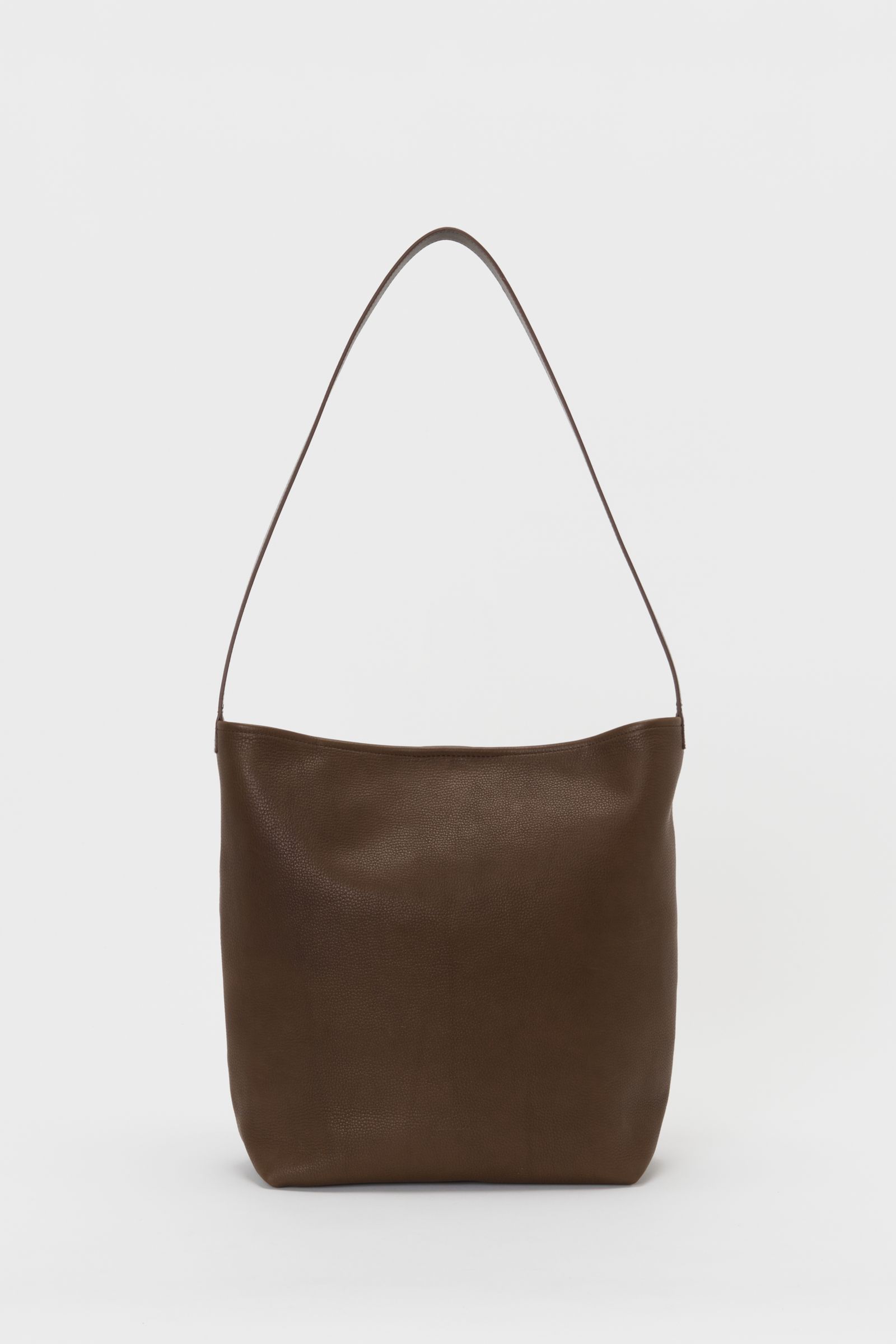 エンダースキーマ バッグ twist shoulder large(zw-b-tsb)cognac☆6月13日(土)発売！