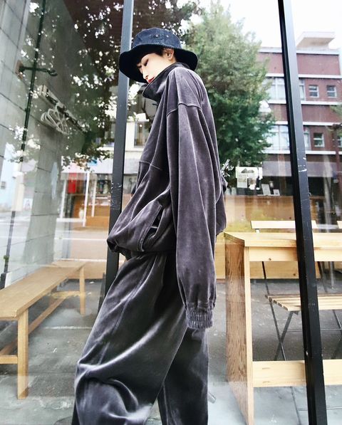 FreshService 新作VELOUR JERSEY PULLOVER セットアップstyle.2023.10.18