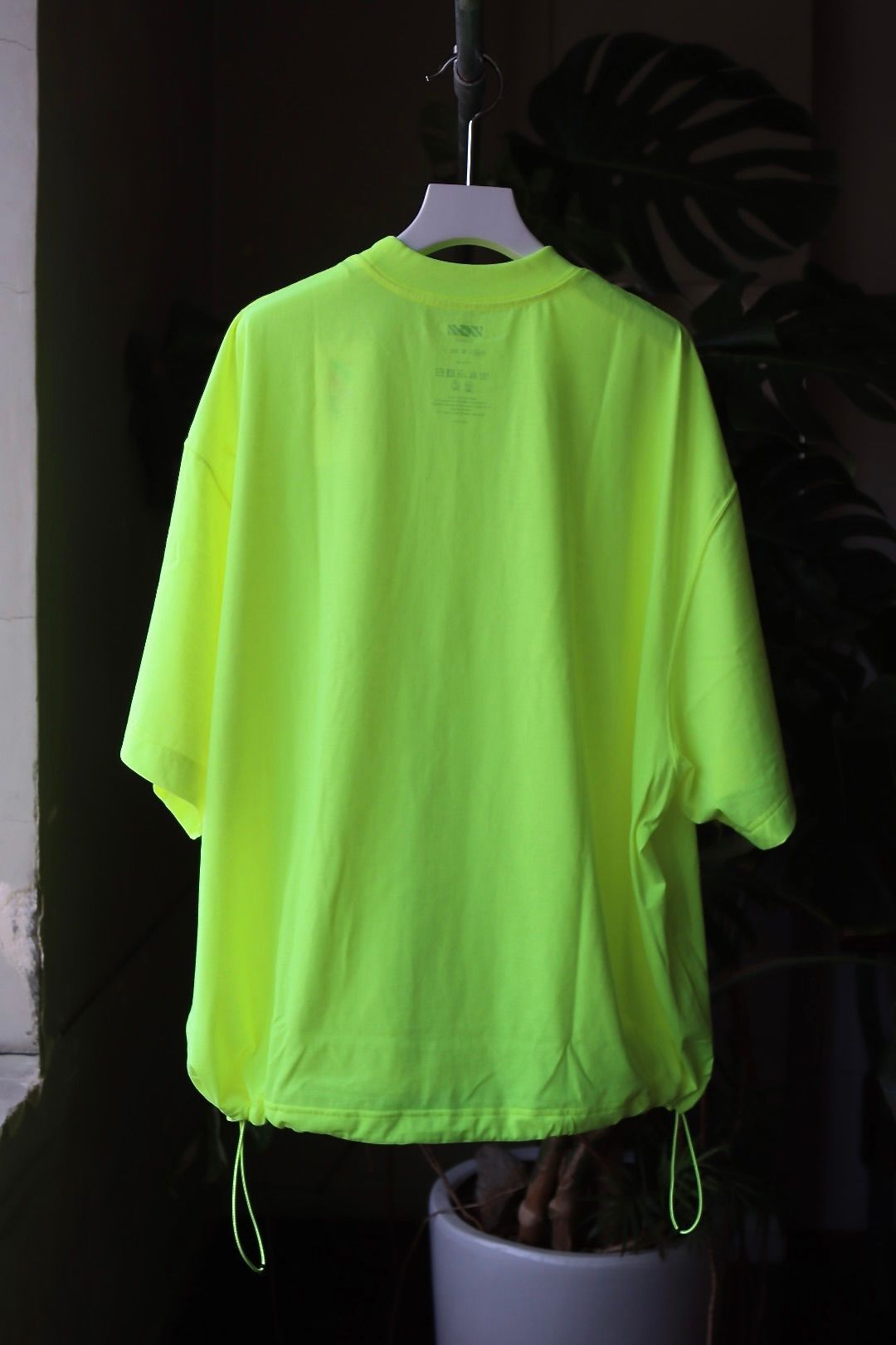 イズネス22SS BALLOON T-SHIRT(31SSSH05)FLASH YELLOW